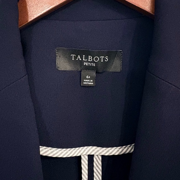 Talbots Petite 6P Navy Blue Single Button Blazer Suit Jacket Easy Travel EUC - Picture 2 of 6